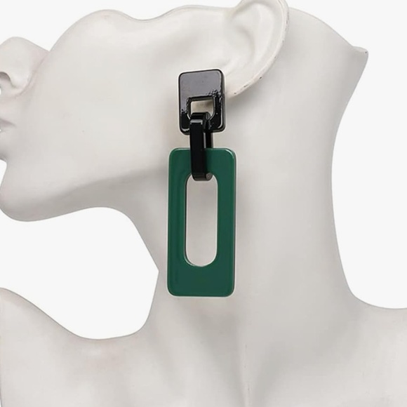 Modern statement earrings - Picture 2 of 3